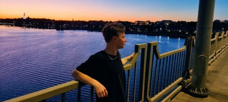 Андрей 24 года хочет найти женщину в Костроме – Фото 1