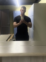 Ищу взрослую женщину, или молодую девушку для секса  – Фото 1